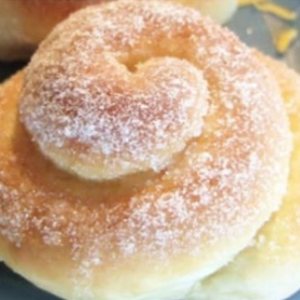 Pão caracol congelado enrolado em espiral